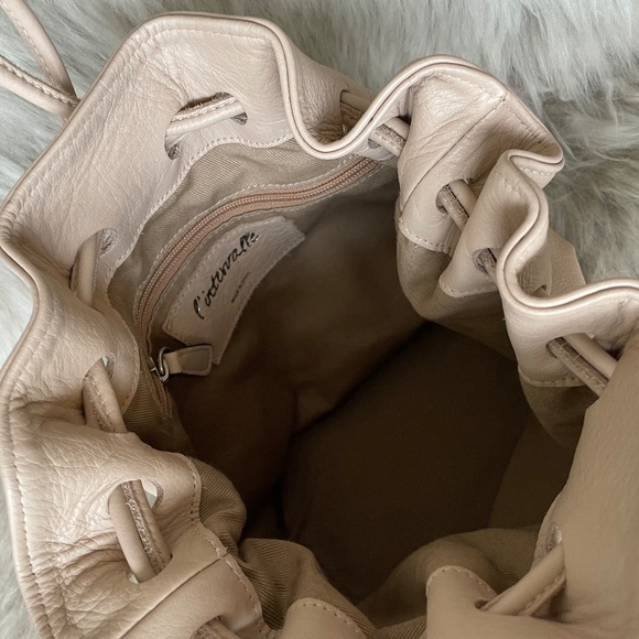L'Intervalle Nude Bucket Bag - Picture 2 of 4